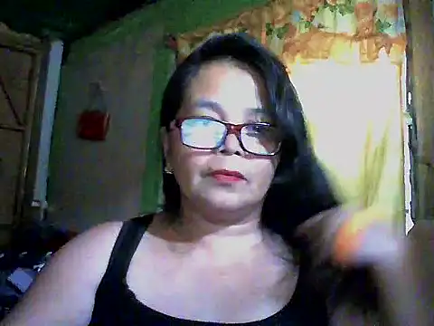 Snapshot of Flowerblossom123 chatting on April 2026 08:22:02 AM Flowerblossom123 online show from April 2026 08:22:02 AM