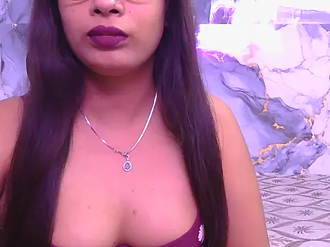 Snapshot of Aayesha-queen chatting on March 2026 03:56:01 AM Aayesha-queen online show from March 2026 03:56:01 AM