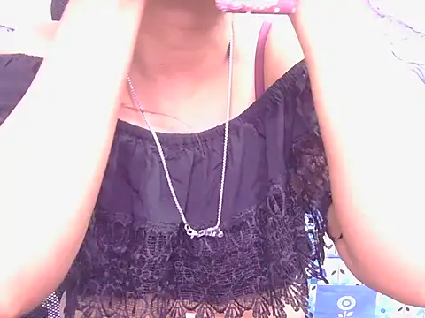 Snapshot of Aayesha-queen chatting on April 2026 03:43:02 AM Aayesha-queen online show from April 2026 03:43:02 AM