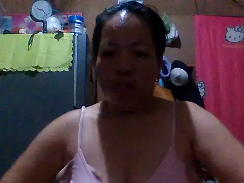 Snapshot of sweet_lhyn chatting on May 2026 01:27:02 PM sweet lhyn online show from May 2026 01:27:02 PM