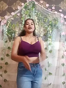 Snapshot of lovely-girl99 chatting on March 2026 05:36:02 AM lovely-girl99 online show from March 2026 05:36:02 AM