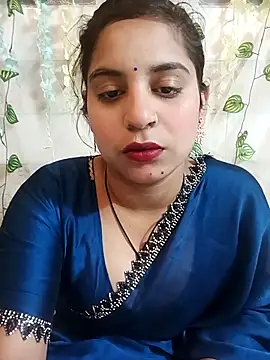 Snapshot of lovely-girl99 chatting on April 2026 03:37:02 AM lovely-girl99 online show from April 2026 03:37:02 AM