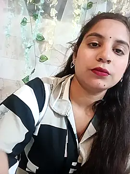 Snapshot of lovely-girl99 chatting on April 2026 04:46:01 AM lovely-girl99 online show from April 2026 04:46:01 AM