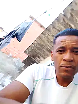 Snapshot of Rodr_go14 chatting on April 2026 02:05:01 PM Rodr go14 online show from April 2026 02:05:01 PM