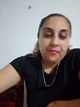 I amXenox online show from February 2026 07:11:01 PM