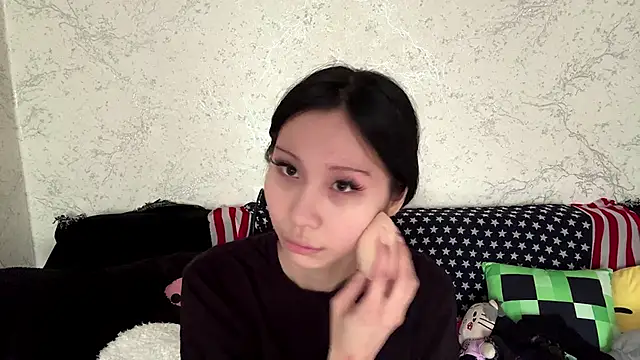 Snapshot of kishagrayone chatting on May 2026 12:45:02 PM kishagrayone online show from May 2026 12:45:02 PM