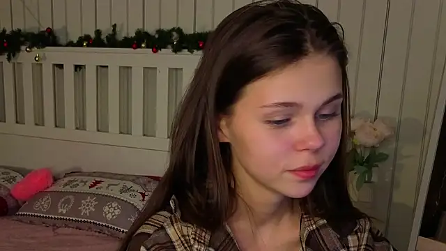 Snapshot of EarthaLevra chatting on March 2026 09:10:02 PM EarthaLevra online show from March 2026 09:10:02 PM