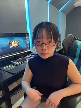 TTbeibei178 online show from March 2026 01:17:02 PM