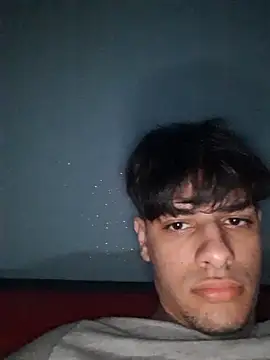 ilcazzone32 online show from April 2026 09:31:01 PM