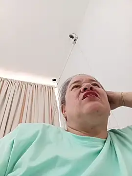 Snapshot of MilF-eterna_69 chatting on March 2026 08:35:02 PM MilF-eterna 69 online show from March 2026 08:35:02 PM