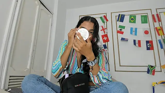 emily gaviria1 online show from June 2026 12:05:02 PM
