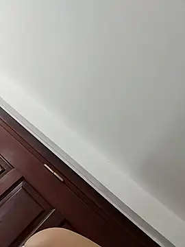 Snapshot of Jinnie_sexy chatting on April 2026 01:03:01 PM Jinnie sexy online show from April 2026 01:03:01 PM