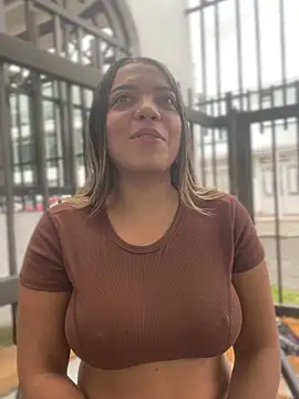 Snapshot of AdaPink_ chatting on April 2026 02:54:01 PM AdaPink online show from April 2026 02:54:01 PM