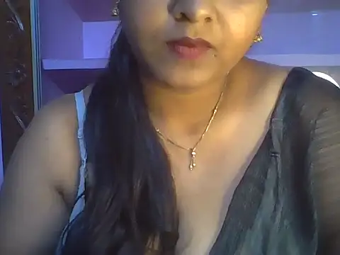Snapshot of Tamil_Kuttyma chatting on July 2026 06:28:01 AM Tamil Kuttyma online show from July 2026 06:28:01 AM