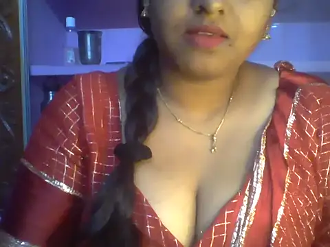 Snapshot of Tamil_Kuttyma chatting on July 2026 01:18:02 PM Tamil Kuttyma online show from July 2026 01:18:02 PM