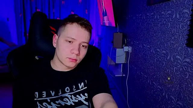 Snapshot of Karl_Night_ chatting on March 2026 05:17:02 PM Karl Night online show from March 2026 05:17:02 PM