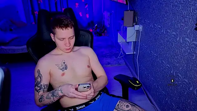 Snapshot of Karl_Night_ chatting on March 2026 04:54:01 PM Karl Night online show from March 2026 04:54:01 PM