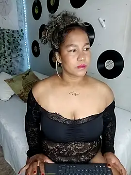 medusafox  online show from April 2026 04:50:02 AM