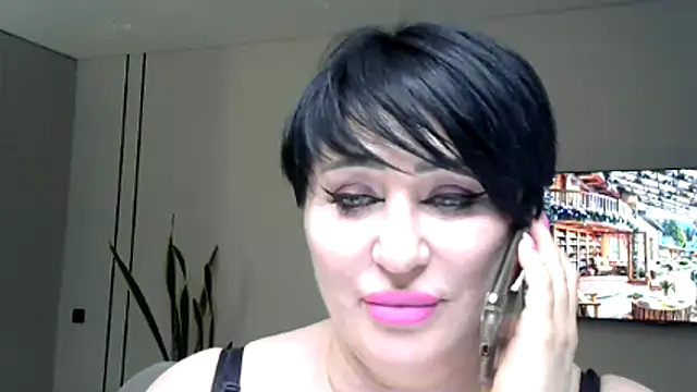 Kleotempt online show from April 2026 04:38:01 PM