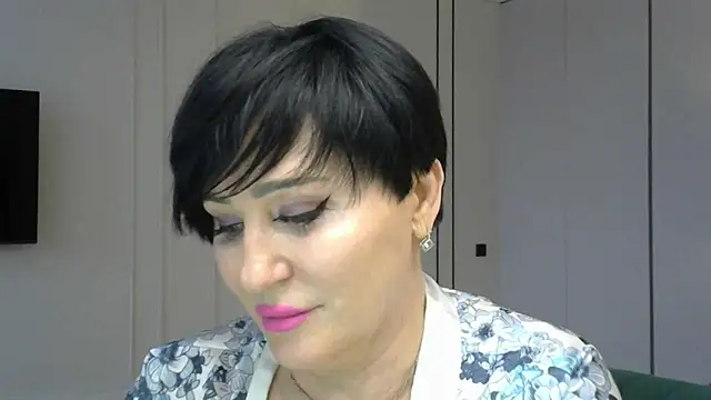 Snapshot of Kleotempt chatting on May 2026 12:51:02 AM Kleotempt online show from May 2026 12:51:02 AM
