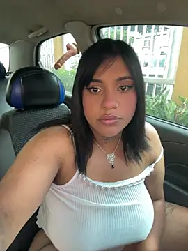 Nahomy firee online show from March 2026 06:58:01 PM