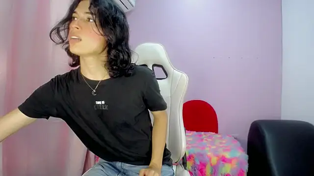 Larry craft online show from February 2026 08:10:01 PM