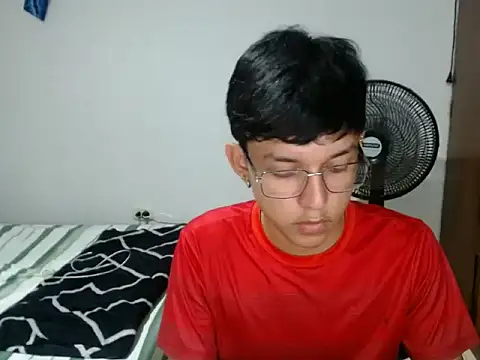 Snapshot of cute_jisus chatting on March 2026 11:43:01 PM cute jisus online show from March 2026 11:43:01 PM