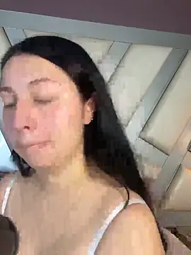 Snapshot of Ashleeyprincess01 chatting on May 2026 01:39:02 PM Ashleeyprincess01 online show from May 2026 01:39:02 PM