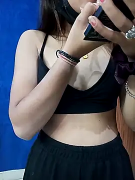 Snapshot of Sexy_aakansha chatting on April 2026 06:32:01 AM Sexy aakansha online show from April 2026 06:32:01 AM