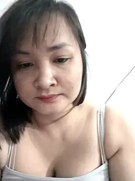 Snapshot of Jeassi-sica01 chatting on April 2026 04:04:02 PM Jeassi-sica01 online show from April 2026 04:04:02 PM