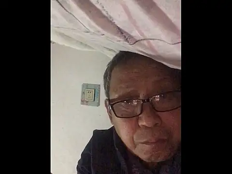 yaocaobi8 online show from April 2026 01:52:02 PM