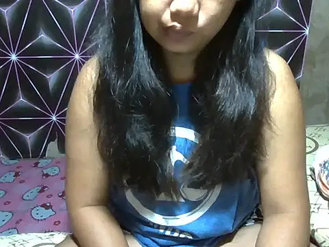 Flowerbebe online show from April 2026 06:10:01 PM