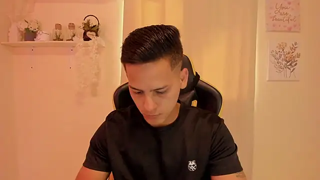 Snapshot of sexy_andres01 chatting on March 2026 03:16:01 PM sexy andres01 online show from March 2026 03:16:01 PM