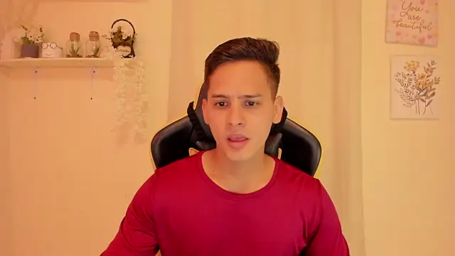 Snapshot of sexy_andres01 chatting on April 2026 02:01:02 PM sexy andres01 online show from April 2026 02:01:02 PM