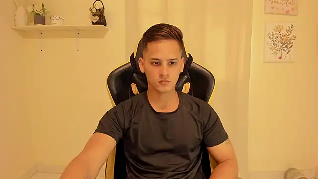 sexy andres01 online show from June 2026 02:16:02 PM