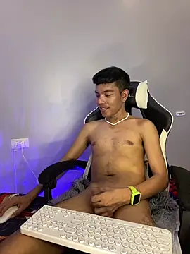 Snapshot of asian_darlingcummersxXx chatting on March 2026 03:44:02 AM asian darlingcummersxXx online show from March 2026 03:44:02 AM