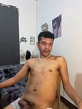 Snapshot of asian_darlingcummersxXx chatting on May 2026 07:26:01 AM asian darlingcummersxXx online show from May 2026 07:26:01 AM