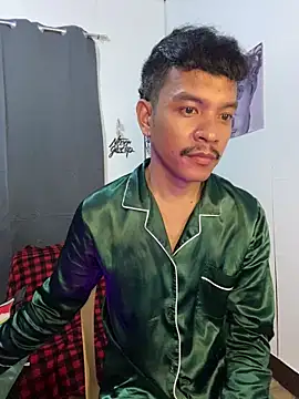Snapshot of asian_darlingcummersxXx chatting on May 2026 08:43:01 AM asian darlingcummersxXx online show from May 2026 08:43:01 AM