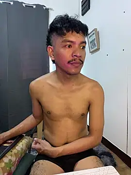 Snapshot of asian_darlingcummersxXx chatting on July 2026 01:01:02 AM asian darlingcummersxXx online show from July 2026 01:01:02 AM