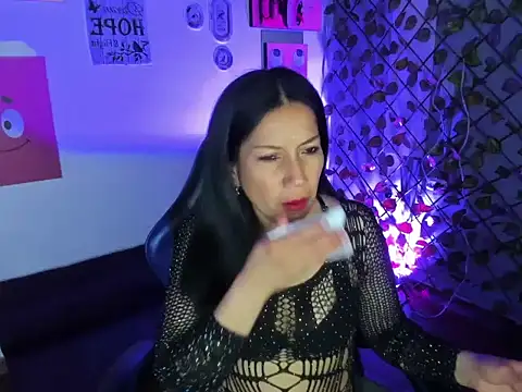 Snapshot of Megan_Collinss1 chatting on March 2026 01:39:01 PM Megan Collinss1 online show from March 2026 01:39:01 PM