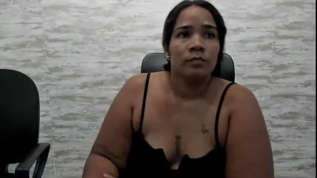 Snapshot of mariana_villa72 chatting on June 2026 01:17:02 PM mariana villa72 online show from June 2026 01:17:02 PM