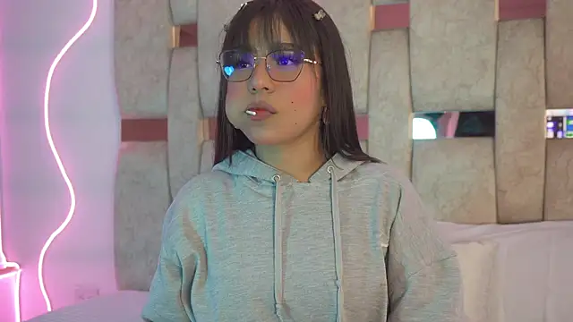 Snapshot of Petitte_Mussa chatting on March 2026 03:41:02 AM Petitte Mussa online show from March 2026 03:41:02 AM