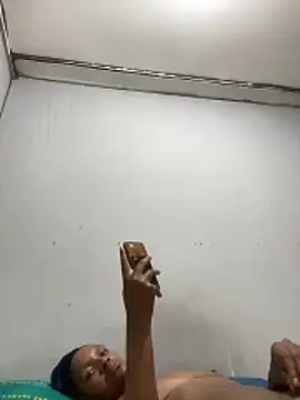 zamanguni1999 online show from February 2026 03:50:01 AM