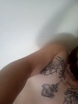 priscilaf online show from April 2026 10:57:02 AM