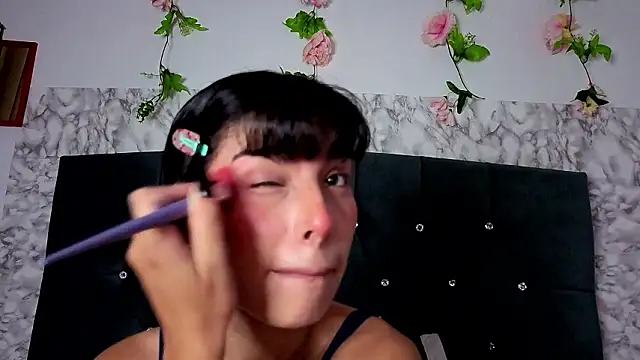 Snapshot of cutninasky chatting on March 2026 04:40:01 AM cutninasky online show from March 2026 04:40:01 AM