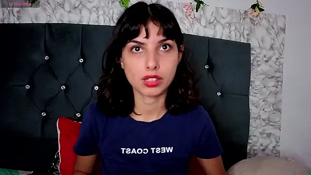 Snapshot of cutninasky chatting on March 2026 10:14:01 PM cutninasky online show from March 2026 10:14:01 PM