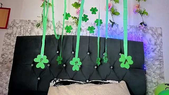 Snapshot of cutninasky chatting on March 2026 07:52:01 PM cutninasky online show from March 2026 07:52:01 PM