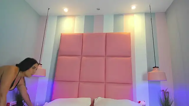 Ana MariaB online show from February 2026 05:45:02 PM