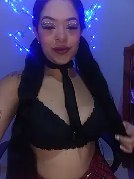 Snapshot of Pia_11 chatting on March 2026 03:32:01 AM Pia 11 online show from March 2026 03:32:01 AM