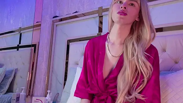 kamilla rossi online show from June 2026 07:04:02 PM